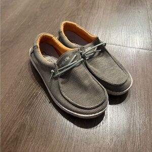 Hey dude shoes kids size 6
